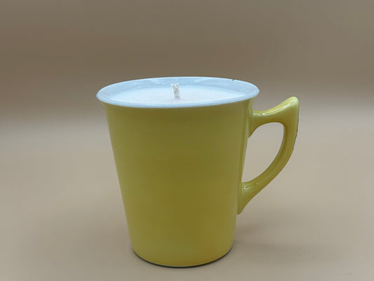 Sunny Yellow Mug Candle – Caramel Corn | Sweet Buttery Soy Candle | Handmade Dessert Scent